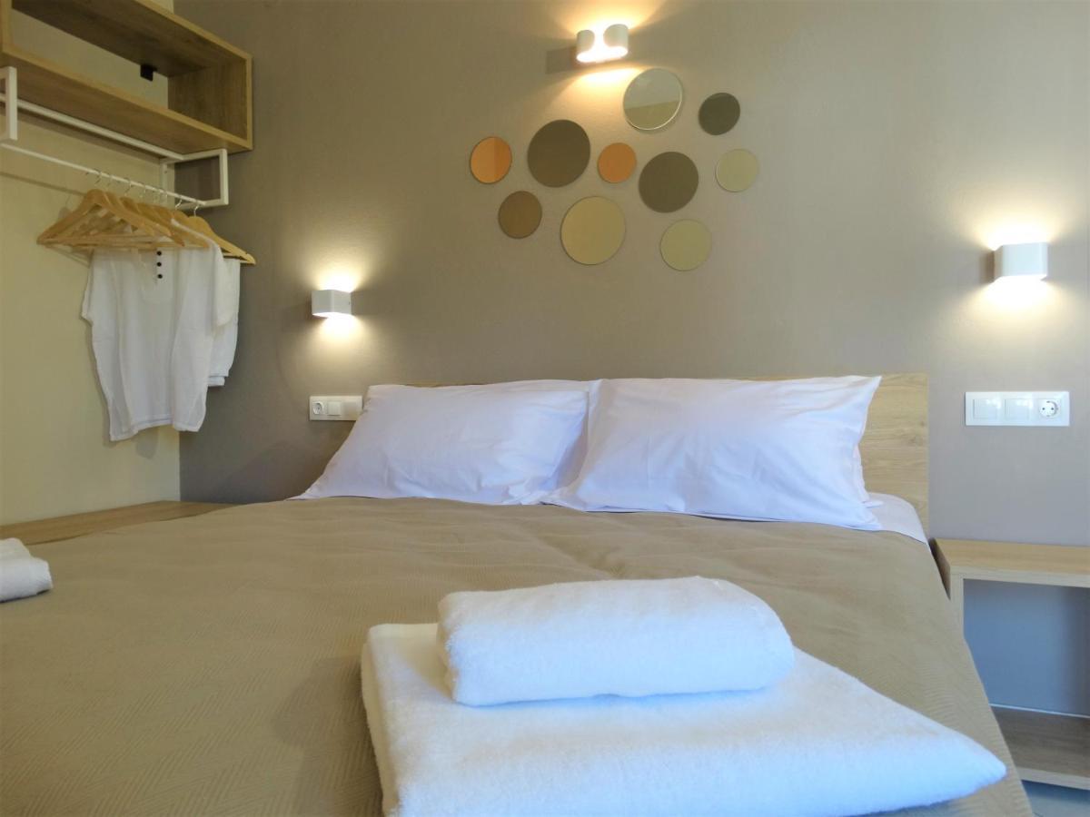 Oasis Beach Club กาวอส ภายนอก รูปภาพ
