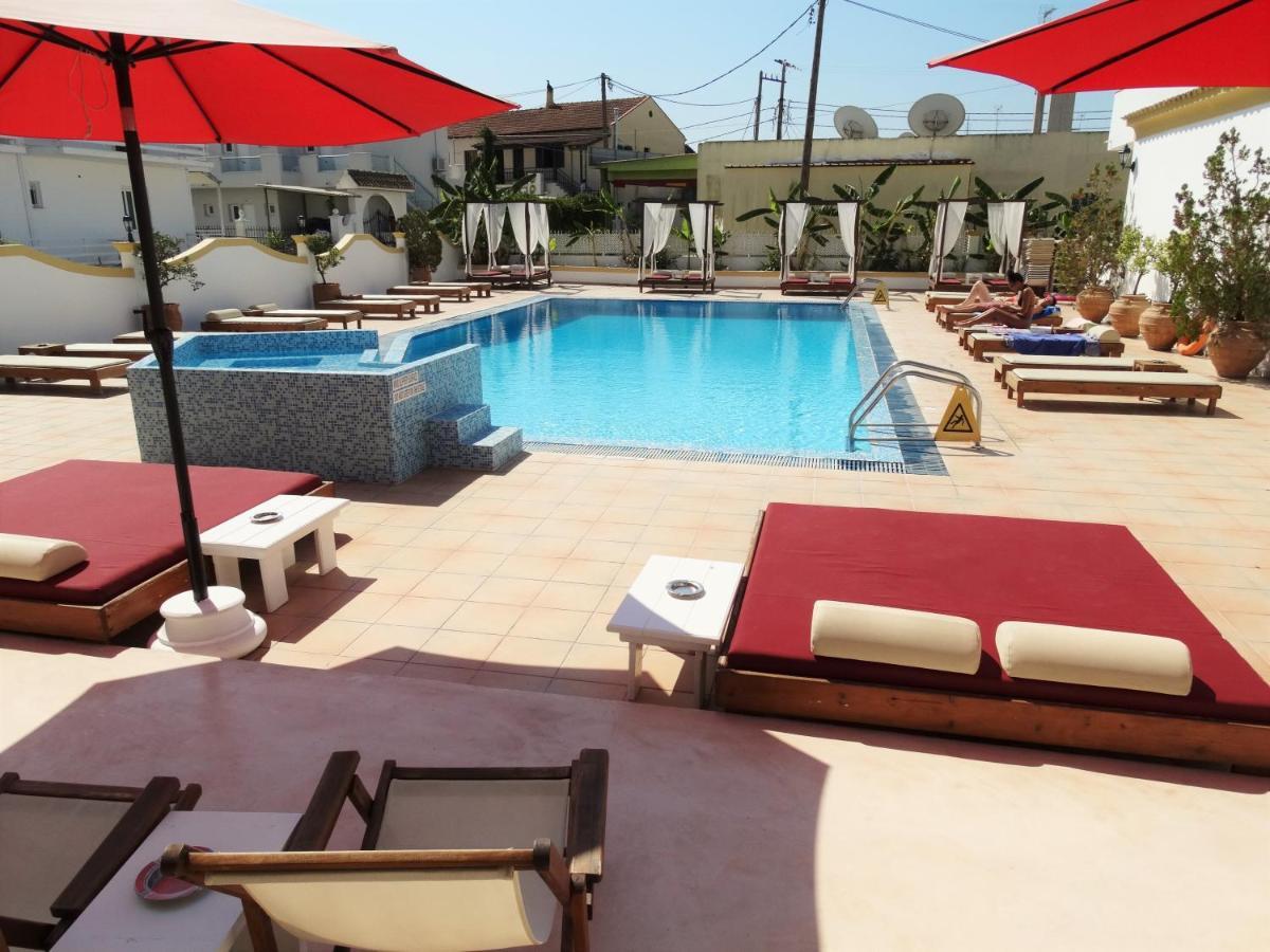 Oasis Beach Club กาวอส ภายนอก รูปภาพ