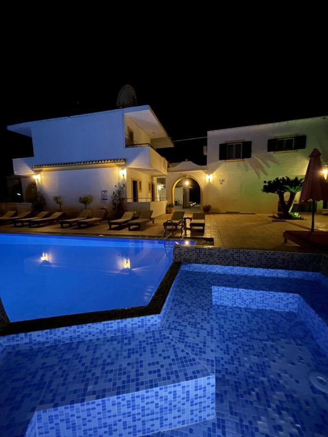 Oasis Beach Club กาวอส ภายนอก รูปภาพ