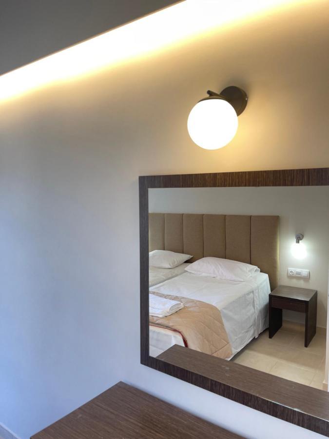 Oasis Beach Club กาวอส ภายนอก รูปภาพ